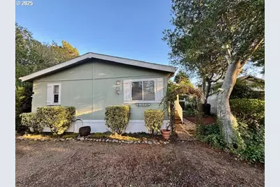 179 Outer Dr, Florence, OR 97439 - Photo 3