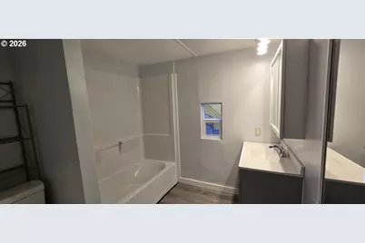2400 SE Stratus Ave #68, McMinnville, OR 97128 - Photo 13