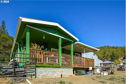 1745 Rifle Range Rd, Roseburg, OR 97470 - Photo 11