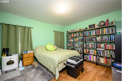 1745 Rifle Range Rd, Roseburg, OR 97470 - Photo 29