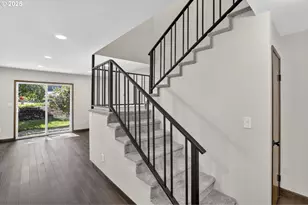 11926 N Jantzen Beach Ave, Portland, OR 97217 - Photo 15