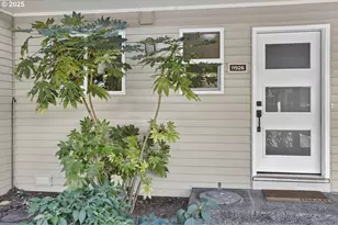 11926 N Jantzen Beach Ave, Portland, OR 97217 - Photo 3