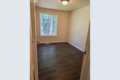 1700 SE River Forest Rd, Milwaukie, OR 97267 - Photo 11