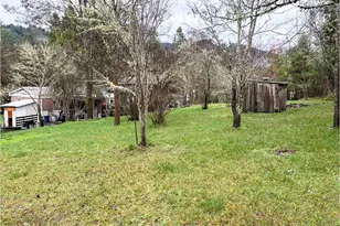 225 Doraleen Ln, Glide, OR 97443 - Photo 9