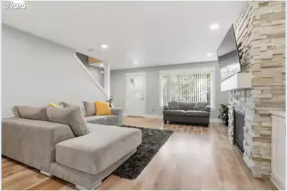 2701 SW Latourell Pl, Troutdale, OR 97060 - Photo 7