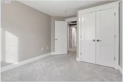 2701 SW Latourell Pl, Troutdale, OR 97060 - Photo 17