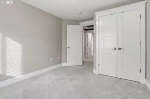 2701 SW Latourell Pl, Troutdale, OR 97060 - Photo 17