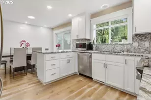 2701 SW Latourell Pl, Troutdale, OR 97060 - Photo 13