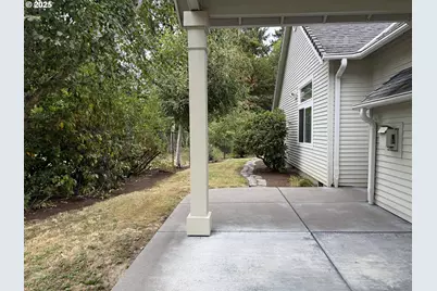 13001 SW Gallin Ct, Portland, OR 97223 - Photo 11