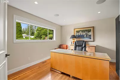 10640 SW Hawthorne Ln, Portland, OR 97225 - Photo 7