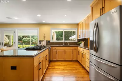 10640 SW Hawthorne Ln, Portland, OR 97225 - Photo 15