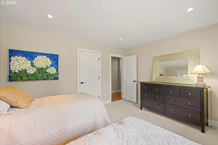 10640 SW Hawthorne Ln, Portland, OR 97225 - Photo 29