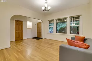 407 SE 28th Ave, Portland, OR 97214 - Photo 3