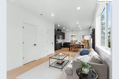 7195 SE Crystal Springs Blvd #7, Portland, OR 97206 - Photo 3