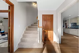 4221 SW 47th Dr, Portland, OR 97221 - Photo 23