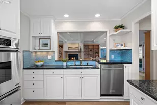 4221 SW 47th Dr, Portland, OR 97221 - Photo 15