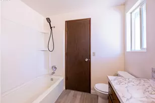 168 Walnut St, Myrtle Creek, OR 97457 - Photo 15