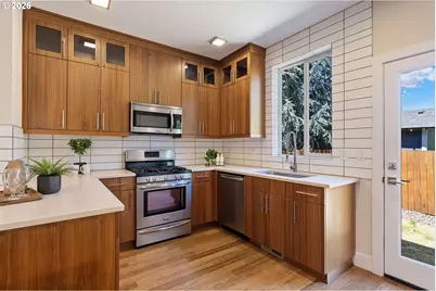 8315 SE Bush St, Portland, OR 97266 - Photo 15