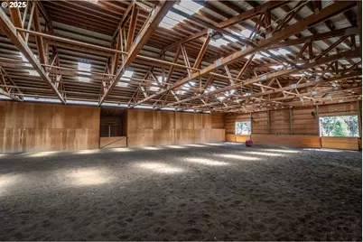 66505 Gerking Market Rd, Bend, OR 97703 - Photo 11