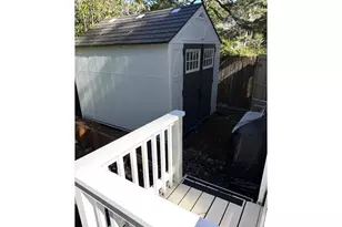 39 Easy St, Florence, OR 97439 - Photo 17