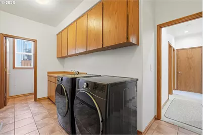 3857 SW Brittany Dr, Gresham, OR 97080 - Photo 35