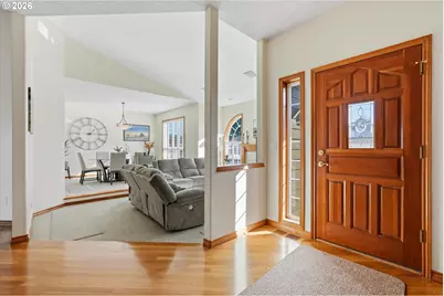 3857 SW Brittany Dr, Gresham, OR 97080 - Photo 5