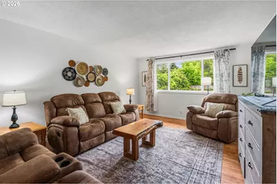 532 Warrington Ave, Eugene, OR 97404 - Photo 13