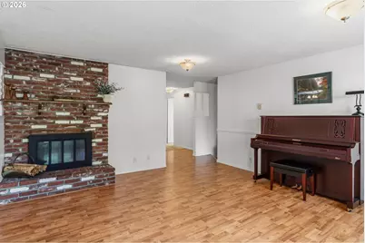 532 Warrington Ave, Eugene, OR 97404 - Photo 9