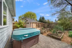 874 NE Birchwood Dr, Hillsboro, OR 97124 - Photo 31