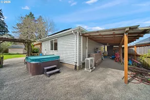 874 NE Birchwood Dr, Hillsboro, OR 97124 - Photo 33