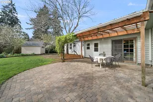 874 NE Birchwood Dr, Hillsboro, OR 97124 - Photo 25