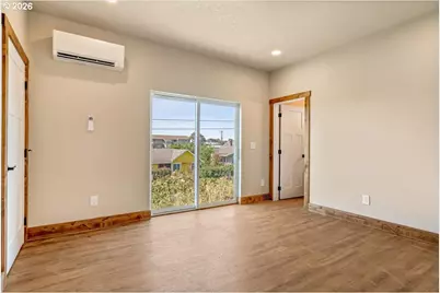 426 NW 5th St, Newport, OR 97365 - Photo 21