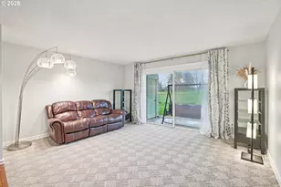 1302 NE Hogan Dr, Gresham, OR 97030 - Photo 5