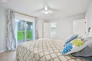 1302 NE Hogan Dr, Gresham, OR 97030 - Photo 21