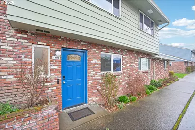 1302 NE Hogan Dr, Gresham, OR 97030 - Photo 3