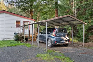 33382 Cedar Valley Rd, Gold Beach, OR 97444 - Photo 9