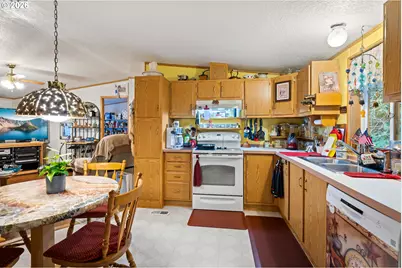 33382 Cedar Valley Rd, Gold Beach, OR 97444 - Photo 31