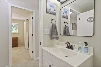 5048 SW Coronado St, Portland, OR 97219 - Photo 19