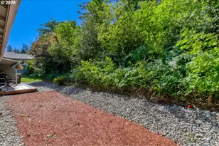 5048 SW Coronado St, Portland, OR 97219 - Photo 27