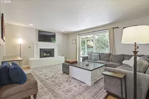 5048 SW Coronado St, Portland, OR 97219 - Photo 7