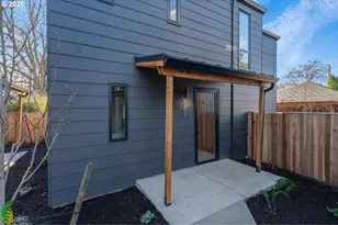 5488 SE Boise St, Portland, OR 97206 - Photo 1