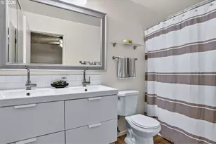 470 N Hayden Island Dr, Portland, OR 97217 - Photo 13
