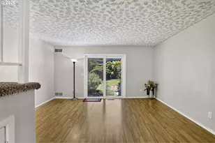 470 N Hayden Island Dr, Portland, OR 97217 - Photo 19