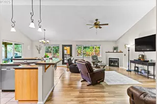 41871 N River Dr, Sweet Home, OR 97386 - Photo 31