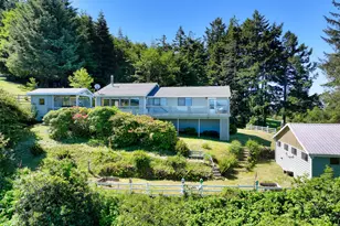 27840 Thimbleberry Rd, Gold Beach, OR 97444 - Photo 35