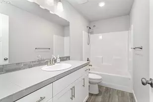 6448 SE 22nd St, Gresham, OR 97080 - Photo 5