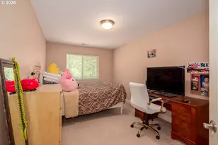 12142 SE Ogden Ct, Portland, OR 97266 - Photo 23