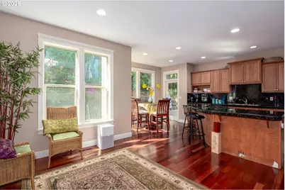 12142 SE Ogden Ct, Portland, OR 97266 - Photo 17