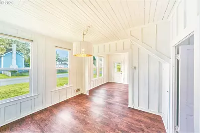 4302 L Pl, Seaview, WA 98644 - Photo 9