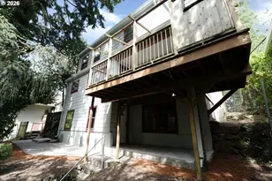 7925 SW 11th Ave, Portland, OR 97219 - Photo 41